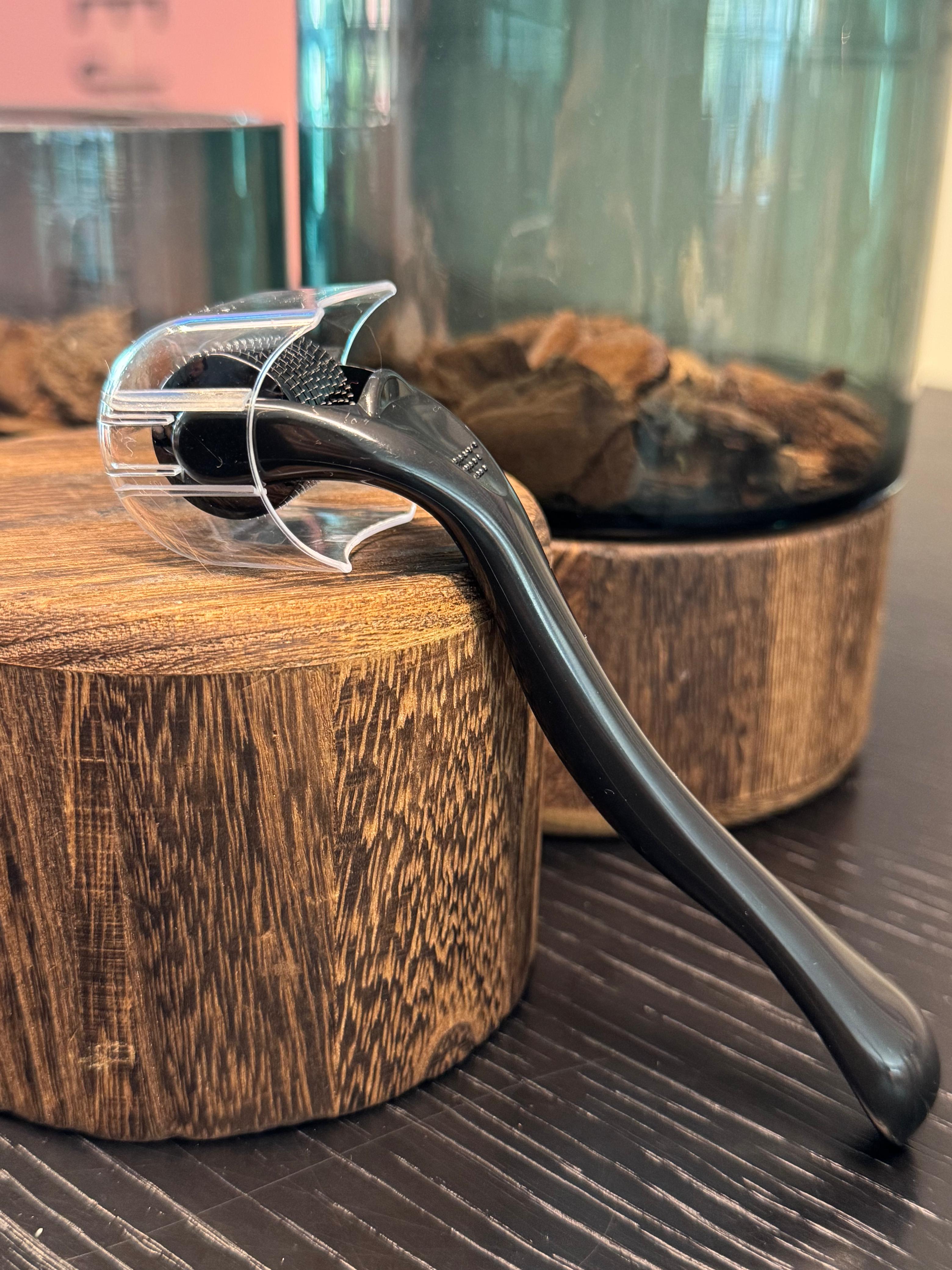 Micro-Needle Derma Roller